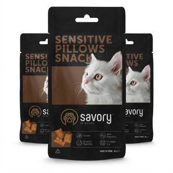 Хрусткі ласощі для котів із чутливим травленням Savory у формі подушечок, 60 г А36276 фото